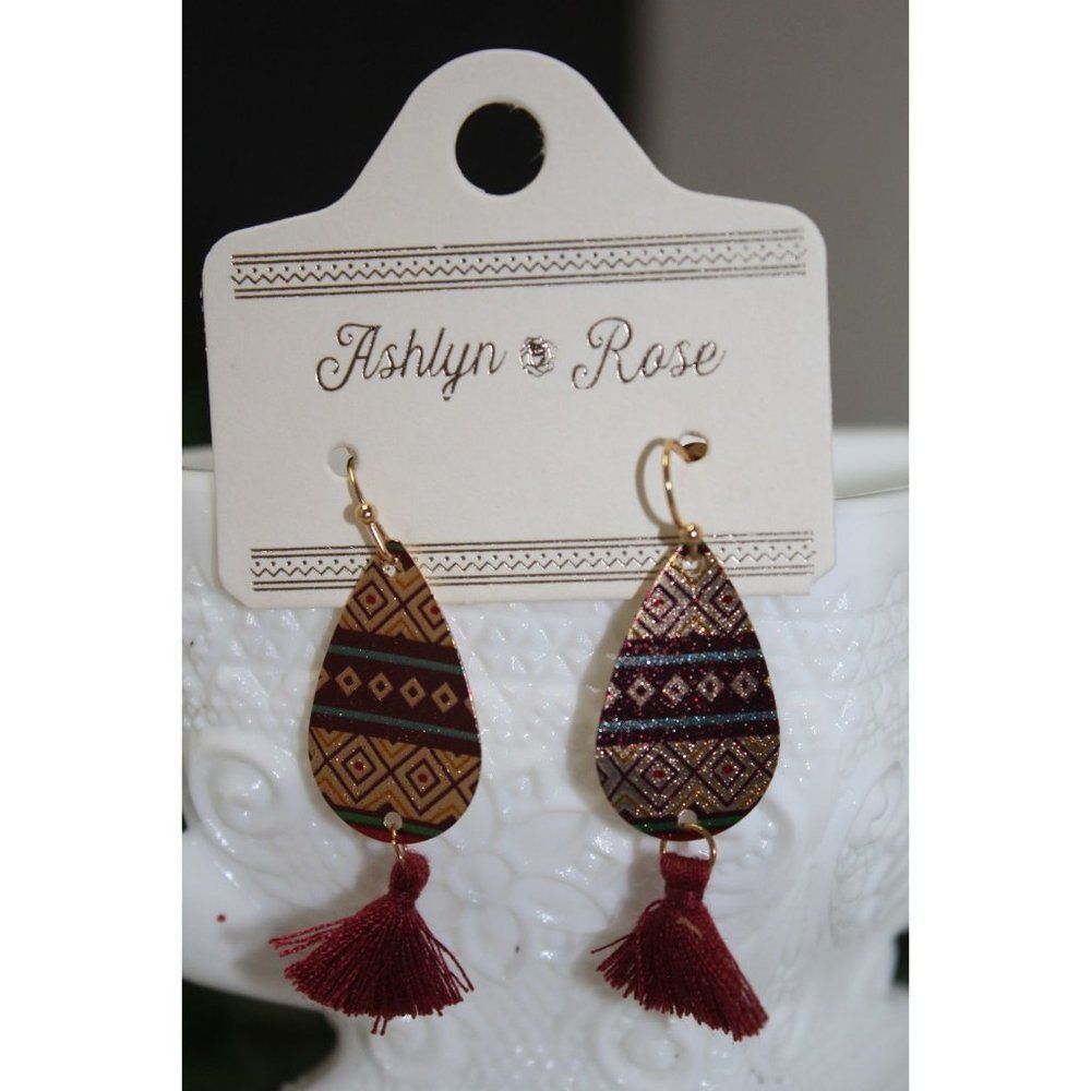 #2 AshlynRose Dainty Metal & Fringe, Diamond‎ Pattern Gold, Teal, & Maroon